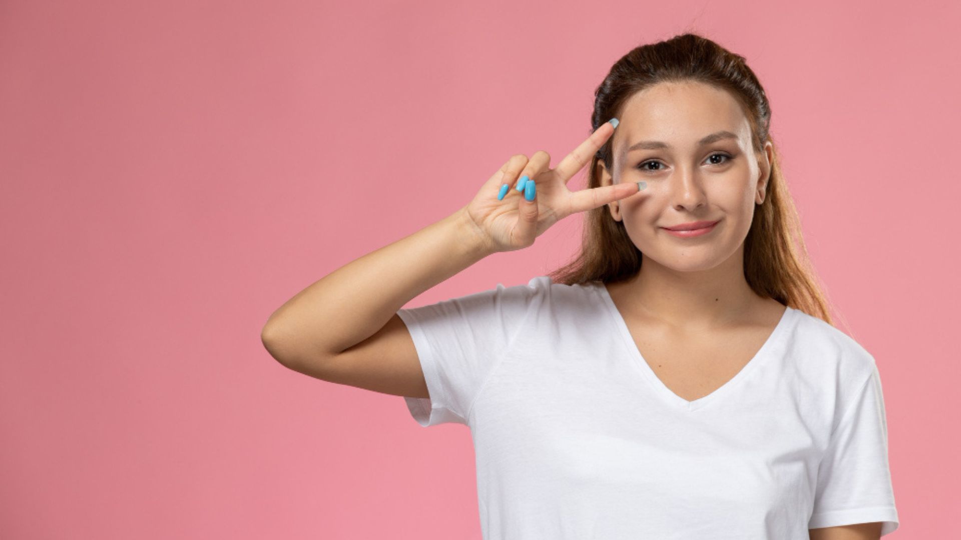 Skin tags on eyelids